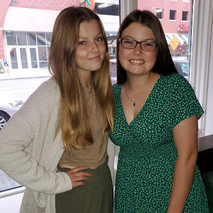 Meet your Posher, Abby